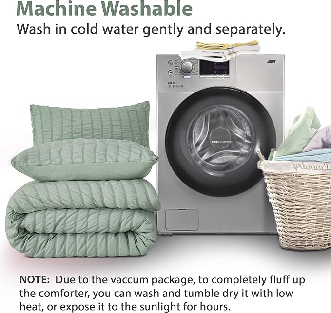 AveLom Sage Green Seersucker King Comforter Set (104x90 inches), 3 Pieces - 100% Soft Washed Microfiber Lightweight Comforter with 2 Pillowcases, All Season Down Alternative Comforter Set for Bedding