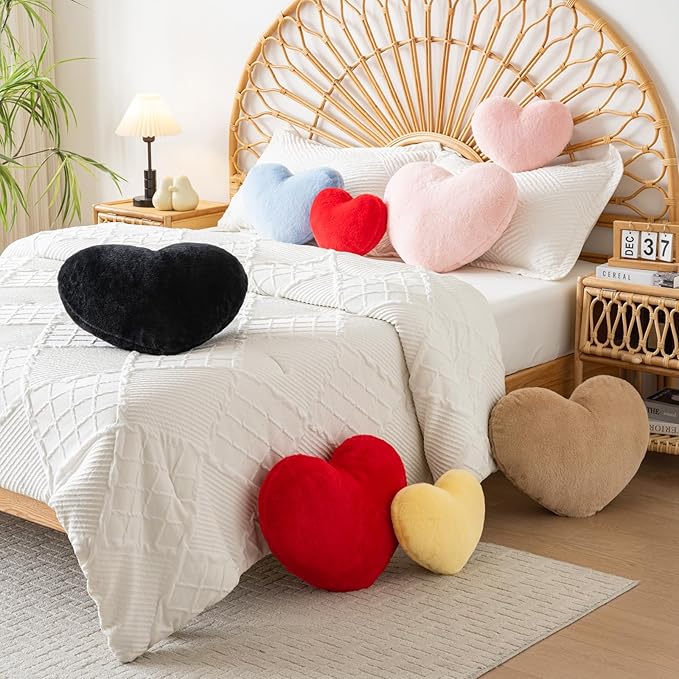 Xiashrk Heart Pillow, Heart Shaped Pillow for Bed Couch, Soft Decorative Heart Throw Pillow, Cute Decorate Pillows, Heart Pillows for Bedroom Living Room (Pink, Medium 15.7"x11.8")