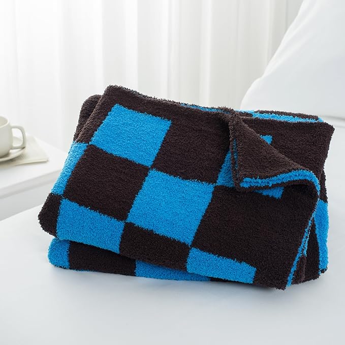Carriediosa Checkered Throw Blanket 50" X 60", 400GSM Ultra Soft Microfiber Fuzzy Fluffy Reversible Cute Preppy Knitted Blankets Cozy Plush Fall Throws for Couch, Bed, Sofa, Blue and Brown