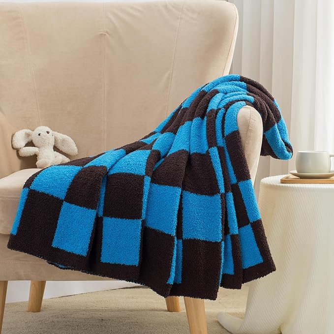 Carriediosa Checkered Throw Blanket 50" X 60", 400GSM Ultra Soft Microfiber Fuzzy Fluffy Reversible Cute Preppy Knitted Blankets Cozy Plush Fall Throws for Couch, Bed, Sofa, Blue and Brown