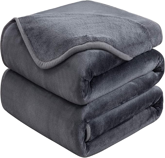 HOZY Soft King Size Blanket for Fall Winter Spring All Season Warm Fuzzy Summer Autumn Oversized Blankets for Cal King/California King Bed Fluffy Lightweight Dark Grey 90"x108"