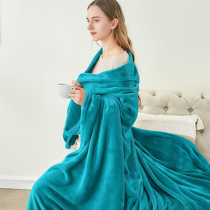 BEDELITE Fleece Blanket King Size Blankets for Bed, Luxury Plush Cozy Fuzzy Blanket 108x90 inches, Super Soft Warm Lightweight Throw Blanket All Seasons Suitable, Bluebird