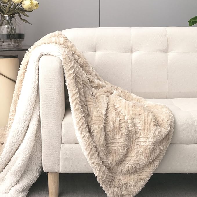 DaDa Bedding Champagne Ivory Faux Fur Throw Blanket - Dreamy Gold Geometric Embossed Sherpa Backside - Super Soft Warm Cozy Plush Fluffy - 63" x 90"