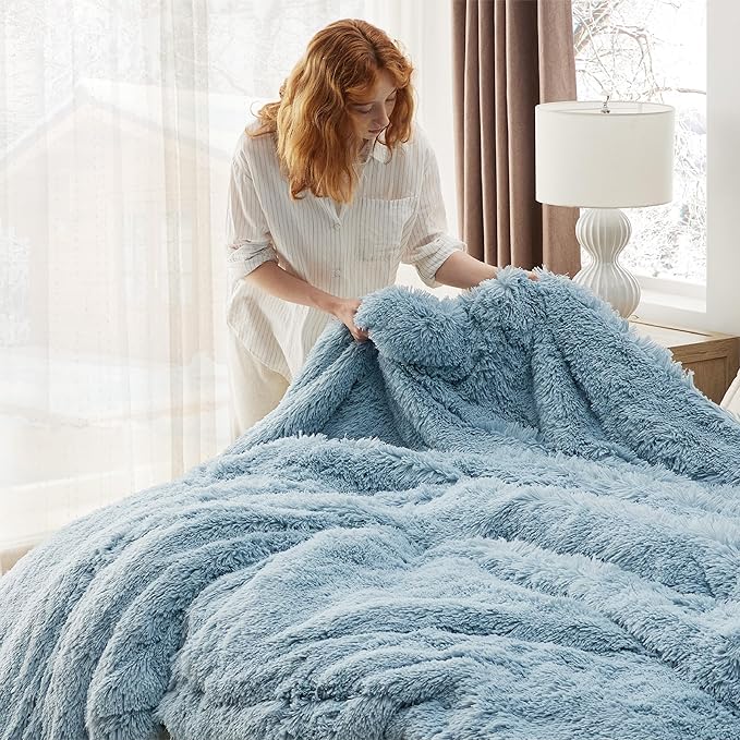 Bedsure GentleSoft Fluffy Light Blue King Size Blanket for Bed, Thick Soft Sherpa Faux Fur Fleece Bedding Fuzzy Plush Winter Warm Heavy Big Large King Blanket, Cozy Blue Gifts for Men Women, 108x90