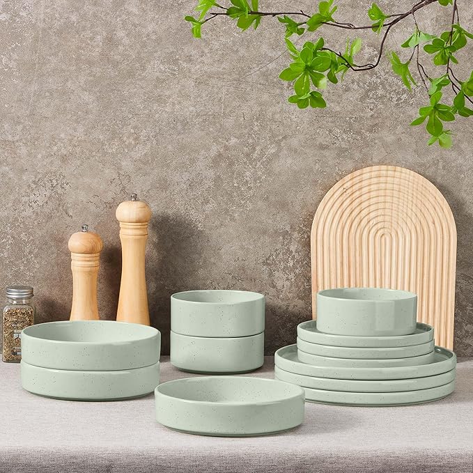 Herogo 24 Piece Plates and Bowls Set, Kitchen Dinnerware Sets with Pasta Bowls, Dinner Ware Dishes Service for 6, Chip & Scratch Resistant Porcelain Kitchen Dishware, Speckled Light Green