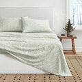 Great Bay Home Flannel Sheet Set Queen Size - 100% Turkish Cotton, Double-Brushed, Winter Floral Bed Sheets - Ultra-Soft, Cozy, 4-Piece Bedding Set (Floral Castle)