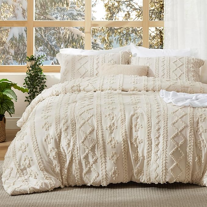 Bedsure Tufted Boho Comforter Set California King Size - Beige Boho Bed Set, GentleSoft™ 3 Pieces Farmhouse Shabby Chic Embroidery Bedding, Gifts for Woman, Soft Jacquard Comforter for All Seasons