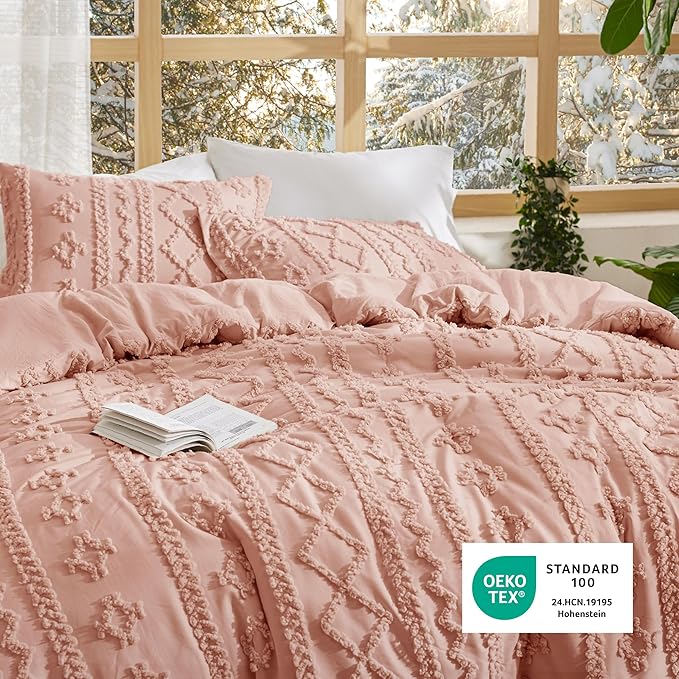 Bedsure Tufted Boho Comforter Set King Size - Pink Boho Bed Set, GentleSoft™ 3 Pieces Farmhouse Shabby Chic Embroidery Bedding, Gifts for Woman, Soft Jacquard King Comforter for All Seasons