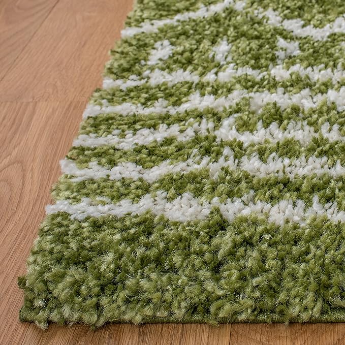 SAFAVIEH Arizona Shag Collection Area Rug - 9' x 12', Green & Ivory, Moroccan Design, Non-Shedding & Easy Care, 1.6-inch Thick Ideal for High Traffic Areas in Living Room, Bedroom (ASG741X)