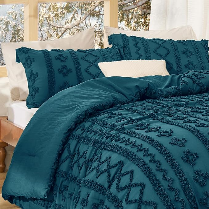 Bedsure Tufted Boho Comforter Set Queen Size - Teal Boho Bed Set, GentleSoft 3 Pieces Farmhouse Shabby Chic Embroidery Bedding, Gifts for Woman, Soft Jacquard Queen Comforter for All Seasons