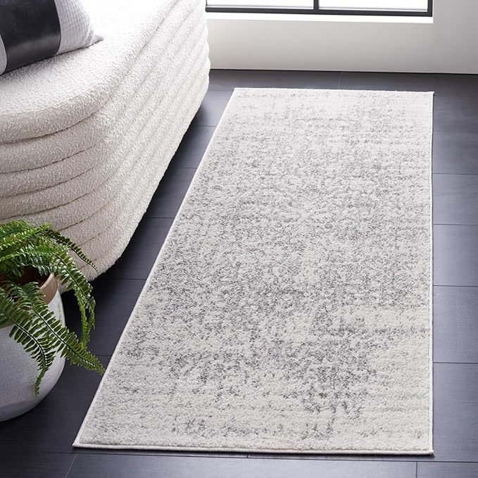 SAFAVIEH Madison Collection Runner Rug - 2'3" x 6', Silver & Ivory, Snowflake Medallion Distressed Design, Non-Shedding & Easy Care, Ideal for High Traffic Areas in Living Room, Bedroom (MAD603G)