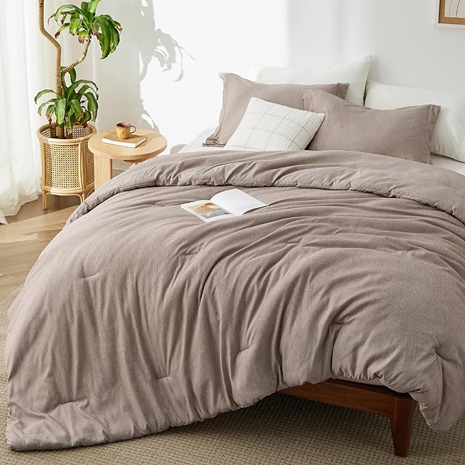 Bedsure Oversized King Comforter Set - Khaki Soft Bedding for All Seasons, Cationic Dyed Bed Set, 3 Pieces, 1 Oversized King Size Comforter (120"x98") and 2 Pillow Shams (20"x36"+2")