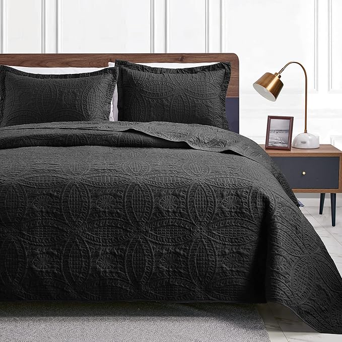 Love's cabin Twin Quilt Set Black Bedspreads - Soft Bed Fall Lightweight Bedspread Comforter - Modern Style Coin Pattern Coverlet for All Season - 2 Pieces (1 Quilt, 1 Pillow Sham)