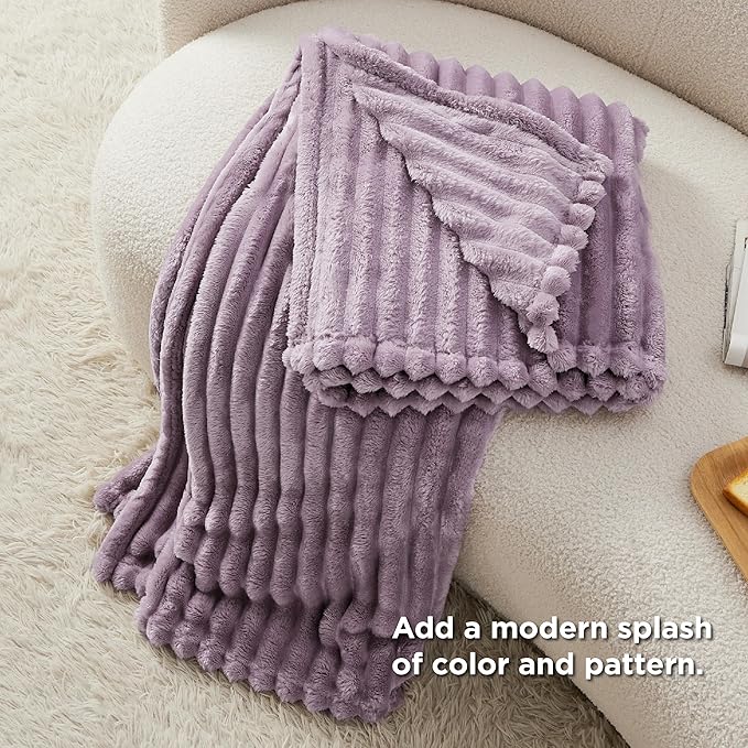 Bedsure GentleSoft Light Purple Twin Blanket for Bed - Cozy Soft Blankets for Women, Cute Large Throws for Girls, 66x90 Inches