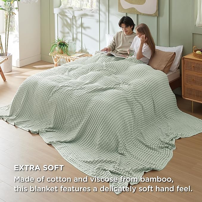 Bedsure Cooling Cotton Waffle Oversized King Blanket - Lightweight Breathable Blankets Rayon Derived from Bamboo for Hot Sleepers, Luxury Throws for Bed and Sofa, Mint Green, 120x96 Inches