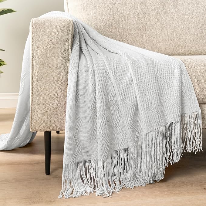 PAVILIA White Knit Throw Blanket for Couch, Twin Bed, Soft Knitted Farmhouse Sofa Throw for Living Room, Lightweight Decorative Summer Blanket for Chair, Outdoor Textured Boho Blanket, 60x80