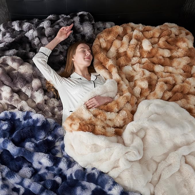 Amélie Home Faux Fur Throw Blanket, Ultra Soft Fuzzy Plush Bubble Blanket for Couch, Bed & Living Room, 60"x80", Tie-dye Grey