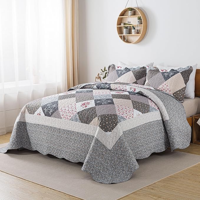 HoneiLife Oversized King Bedspreads 120x120-3 Pcs California King Quilt, Extra Large Quilt Sets All Season Use,Rustic Bedding Sets King Size,Reversible Coverlet Lightweight Bed Cover, Grey