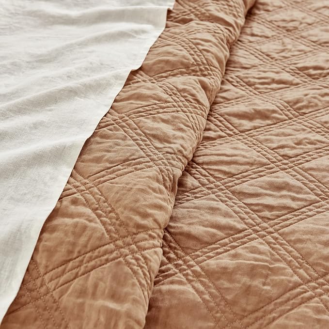 Levtex Home - 100% Linen Front/100% Cotton Back - King/Cal King Quilt - Washed Linen - Sandstone - Quilt Size (106 x 92in.)