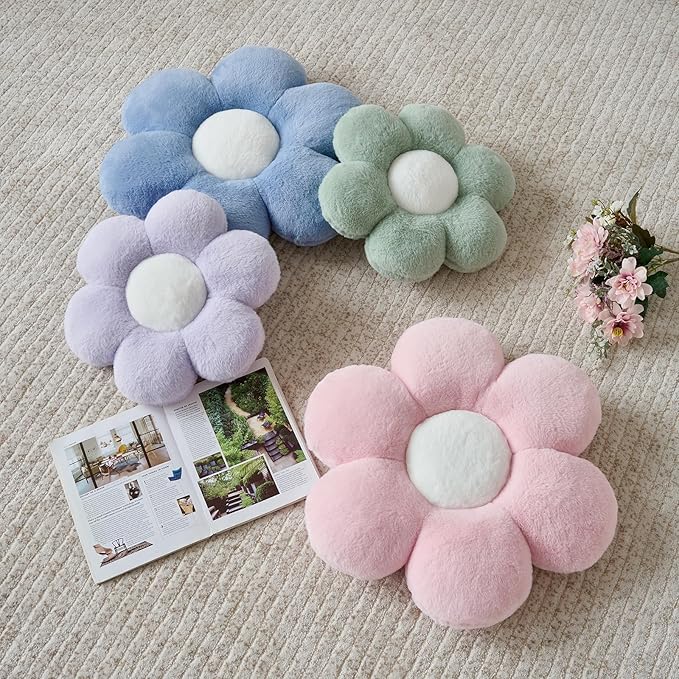Flower Pillow, Decorative Throw Pillows for Couch Bed, Cute Daisy Home Decor Flower Shaped Pillows for Bedroom Living Room (Lavender Purple, 14.9 Inches)