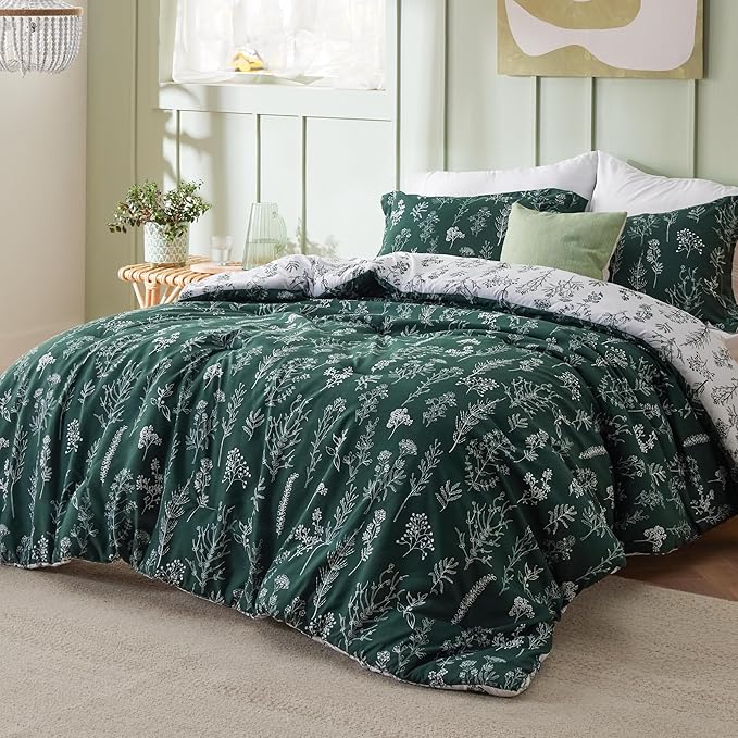 Bedsure King Comforter Set - Emerald Bed Set, 3 Pieces Cute Floral Bedding, 1 Soft Reversible Botanical Flowers Comforter and 2 Pillow Shams