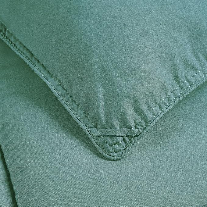 Chezmoi Collection 3-Piece All Season Oversized Queen Comforter Set Granite Green, Soft Quilted Down Alernative Duvet Insert with Corner Tabs, Lightweight Microfiber Bedding, 92 x 96 Inches