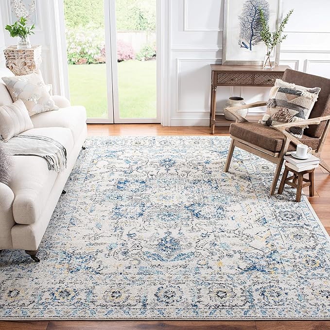 SAFAVIEH Madison Collection Area Rug - 5'3" Round, Silver & Ivory, Snowflake Medallion Distressed Design, Non-Shedding & Easy Care, Ideal for High Traffic Areas in Living Room, Bedroom (MAD603G)