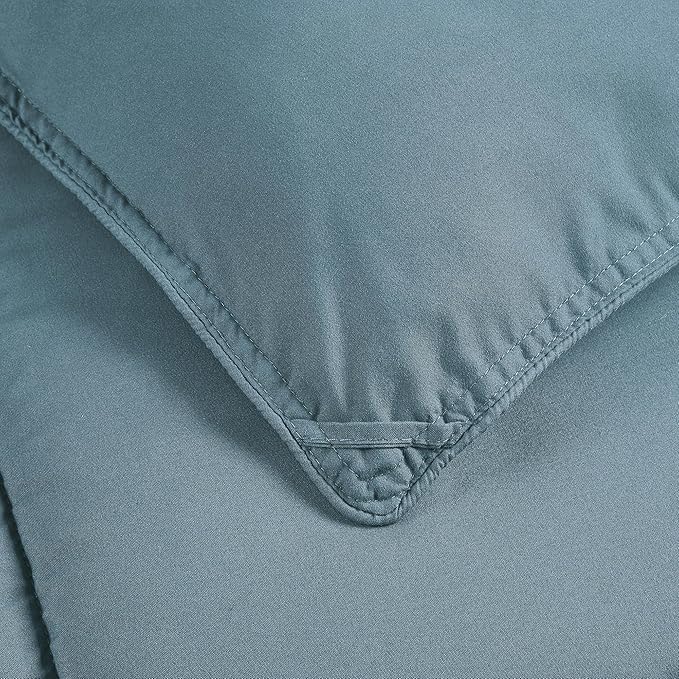 Chezmoi Collection 3-Piece All Season Oversized Queen Comforter Set China Blue, Soft Quilted Down Alernative Duvet Insert with Corner Tabs, Lightweight Microfiber Bedding, 92 x 96 Inches