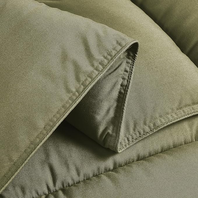Chezmoi Collection 2-Piece All Season Twin Comforter Set Olive Green, Soft Quilted Down Alernative Duvet Insert with Corner Tabs, Lightweight Microfiber Bedding, 64 x 88 Inches