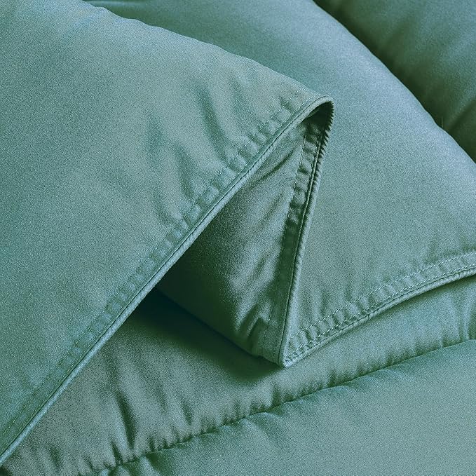 Chezmoi Collection 3-Piece All Season Oversized Queen Comforter Set Granite Green, Soft Quilted Down Alernative Duvet Insert with Corner Tabs, Lightweight Microfiber Bedding, 92 x 96 Inches